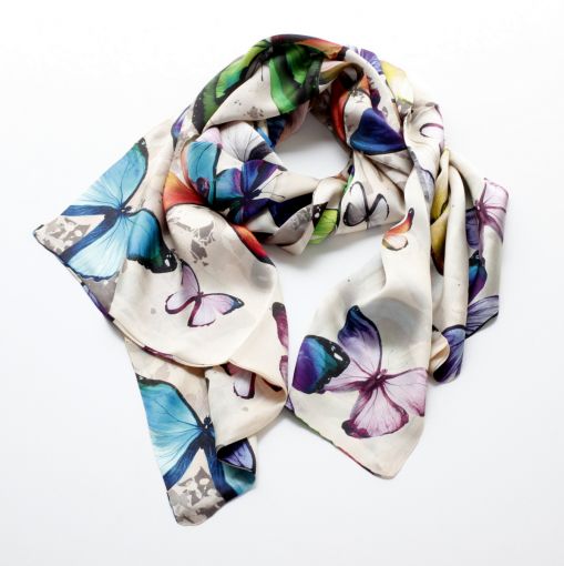 luxe ecru shawl zijde met vlinders